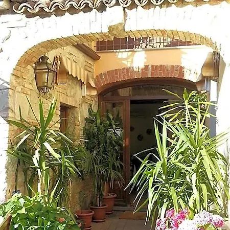 Il Portico Otel 3*