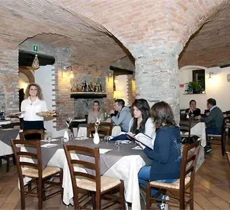 ホテル Il Portico 3*
